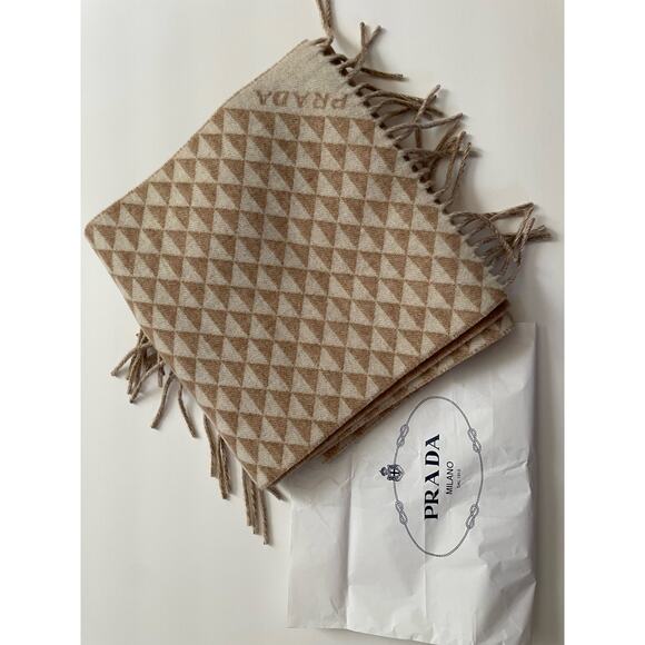 Prada NEW without tags Symbole Double Wool and Cashmere scarf - Picture 2 of 5